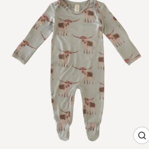 Kate Quinn Longhorn Footie